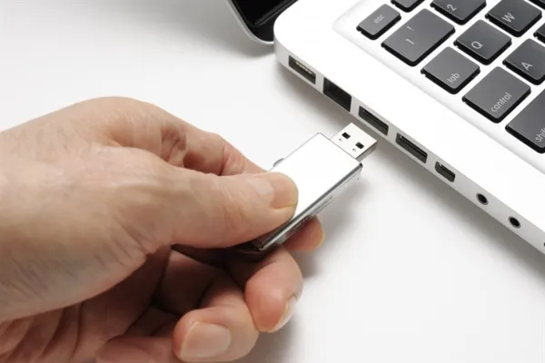 Formatting a USB Flash Drive on Mac - Step-by-Step Guide